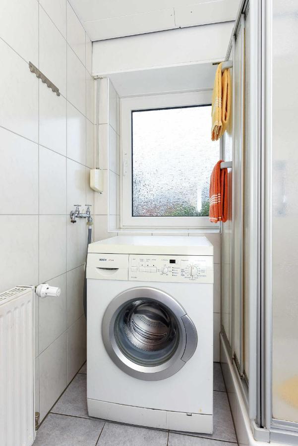 Ferienhaus Leuchtturm Bensersiel Kamer foto